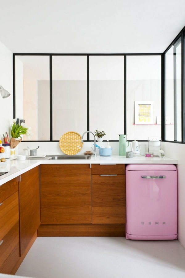 smeg-kjøleskap-rosa-super egnet for små kjøkken