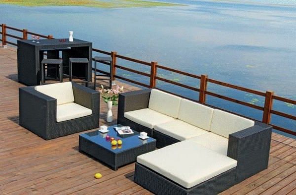 sofa-with-a-nest-and-a-bartisch-off-balkonas