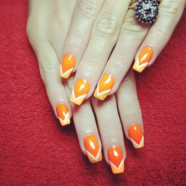 vasaros nageldesign-oranžinės spalvos niuansai