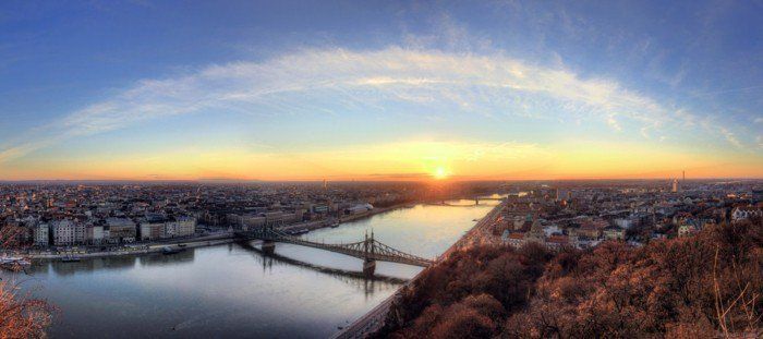 sunrise-město River a prírodné