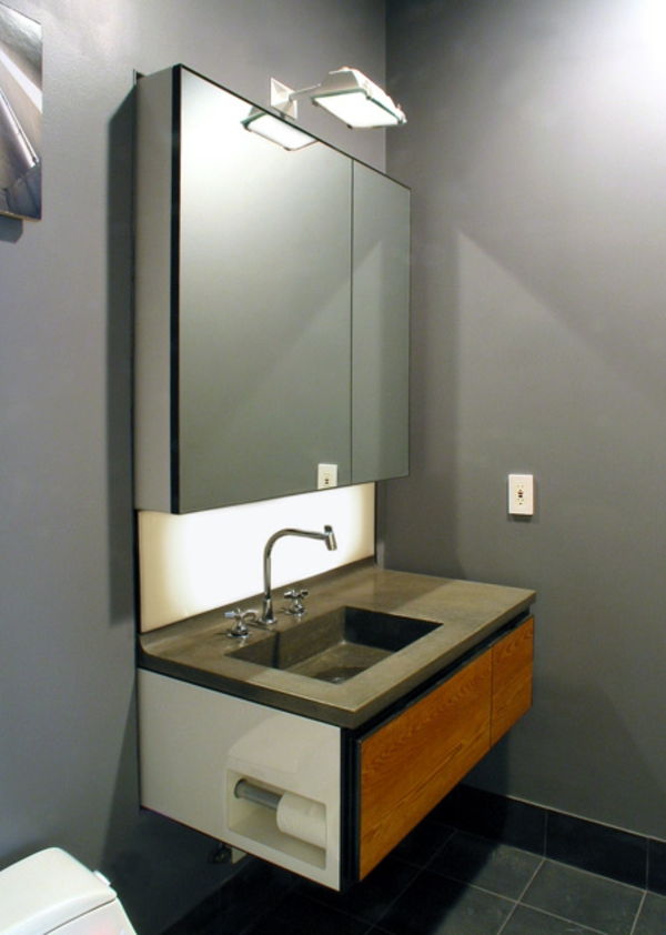 spegelskåp-bad-med-belysning-badrum