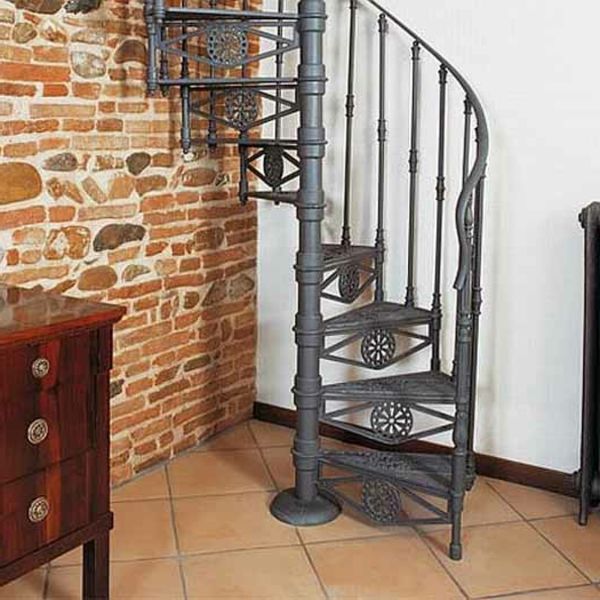 spiral-trapp-designen plassbesparende trapp-for-the-liten leilighet