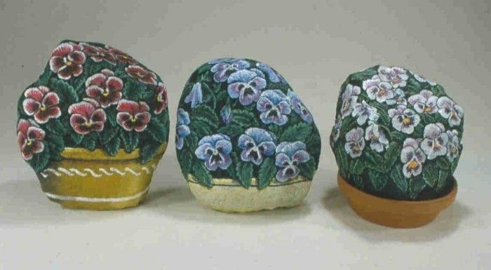 pintura em pedra de tinta bela-bouquets-on-stones-