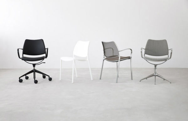 super-kule-stoler-i-tre-farge-svart-hvit-grå