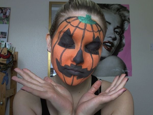 super origineel-idee-voor-halloween-make-up-achtige pompoenlook