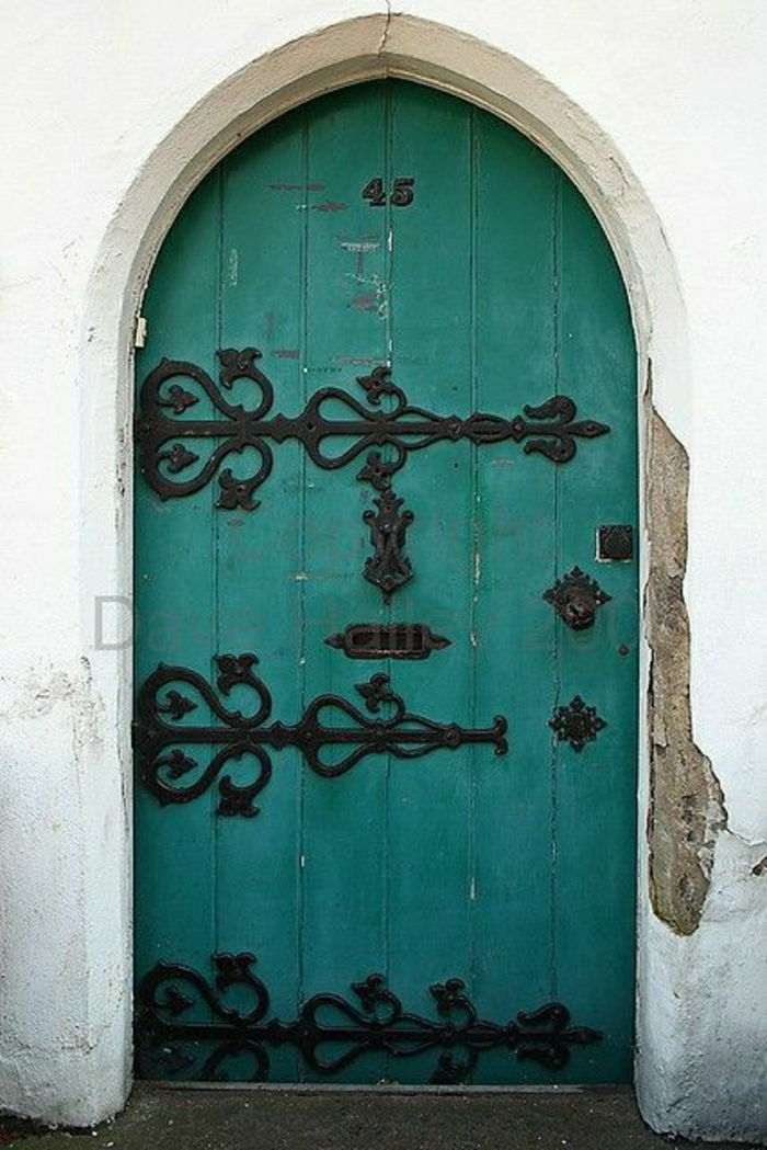 turquoise-kleur deur Black ornamenten aristocratische