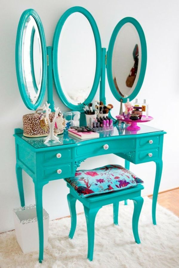 dressing model de masă cu trei oglinzi formă rotundă și culoare turcoaz