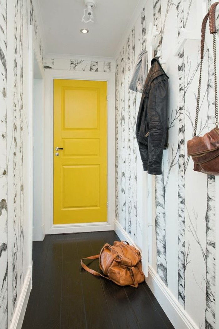 wallpaper-idee-per-corridoio-con-betulla-modello