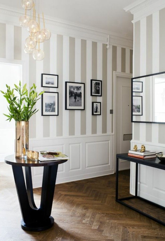 wallpaper-corridoio-idee-on-beige a righe-bella-Eirich Tung vaso-che-deco