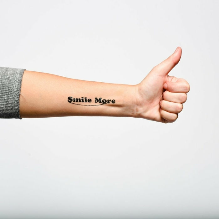 Tattoo Motive Smile è la migliore decisione per ogni risata che si gode la vita