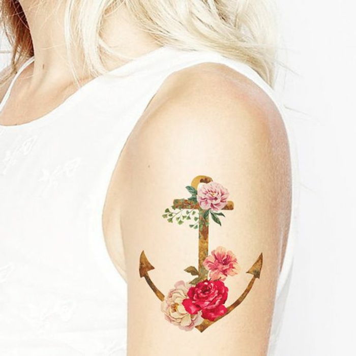 tatuaj șabloane bărbați și femei navă ancoră apă flori roșii și roz trandafiri păr blondă femeie
