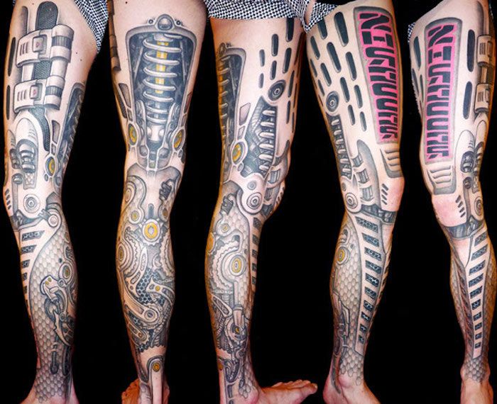 tattoo noga, odlična realistična tattoo na celotni nogi