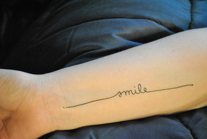 modelos de tatuagem homens mulheres qualquer um pode facilmente tatuagem sorrir rir motivação