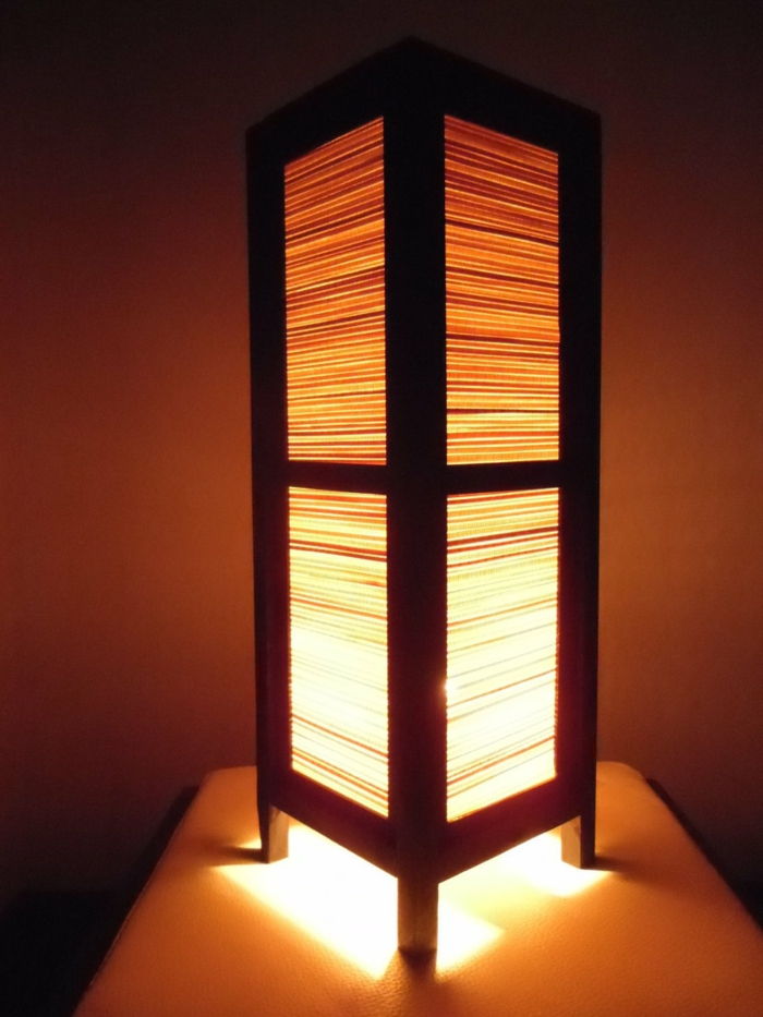 Thai Wooden lampe-Asia-eksotisk-ze-art nattbordlampe