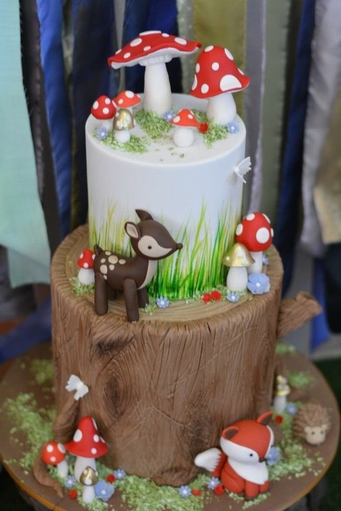 Tematski torta za otroke Birthday življenje v gozdu