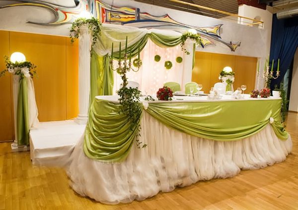 vestuvių stalelio apdaila žalia elementai