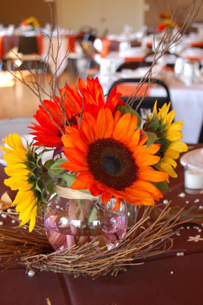 tischdeko-in-jeseň-zaujímavé-kvety-in-a-vázy