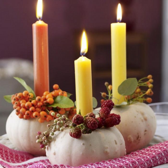 Tischdeko-in-autunno-long-candele-iin-small-zucche