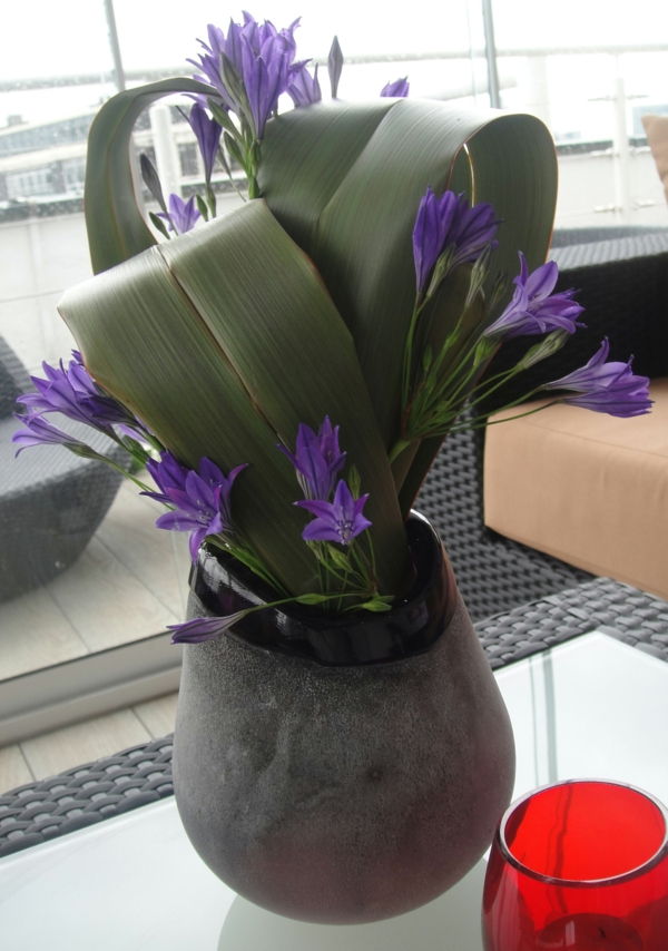 tabel decor-creative-meșteșuguri-flori puțin violet