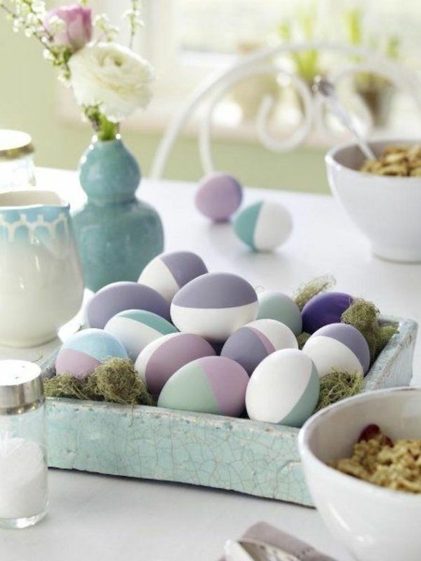 tischdeko-už-pavasario-idėjos-for-Velykų tischdekoration kiaušinius-in-violetinė
