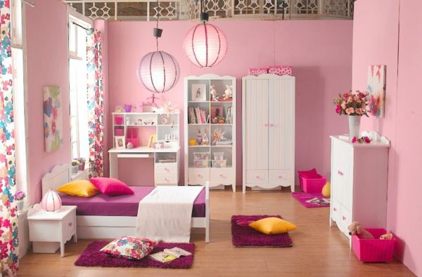 skvelý design - spálňa v ružovej