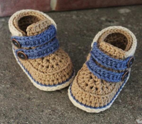 puikus dizainas-nėrimo-kūdikių bateliai-labai-idėjos-už-nėrimo-in-smėlio-ir-mėlyna