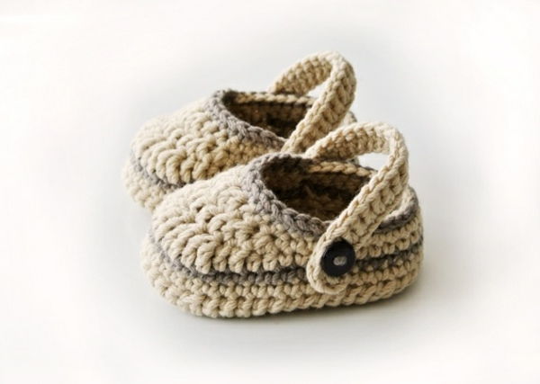 sapatos-grande-ideias-para-crochet-em-bege grande-design-crochet-bebê