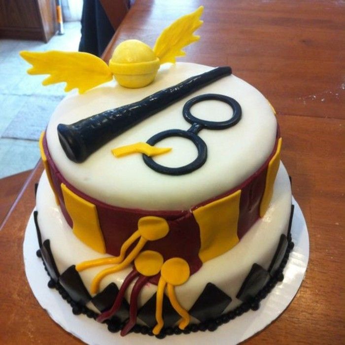 pie-to-18-Geburtstagstorten torta-the-all-Harry Potter fanúšikovia by-Moegen-