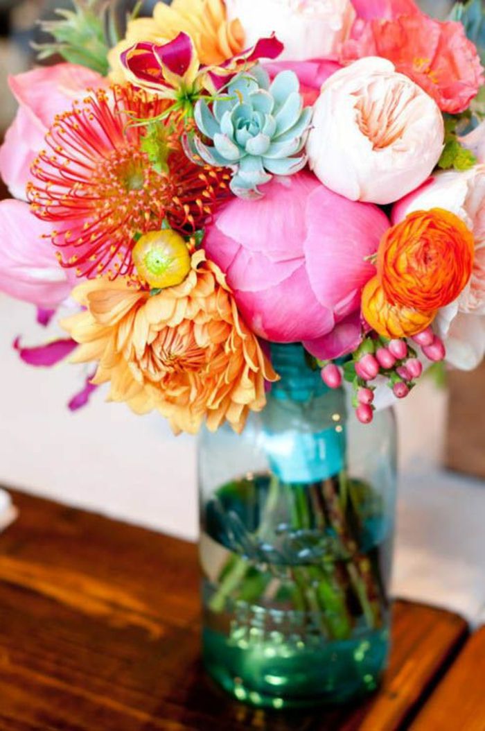 fantastisk-blomster-motiv buketter-med-vakker-blomster-dekorasjon-deco-med-blomster