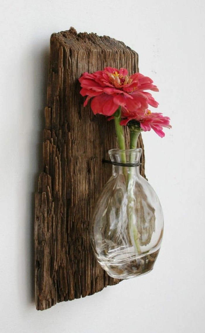 naplavené drevo, drotár-wanddeko-yourself-make-ružové kvety, sklenené vázy vody