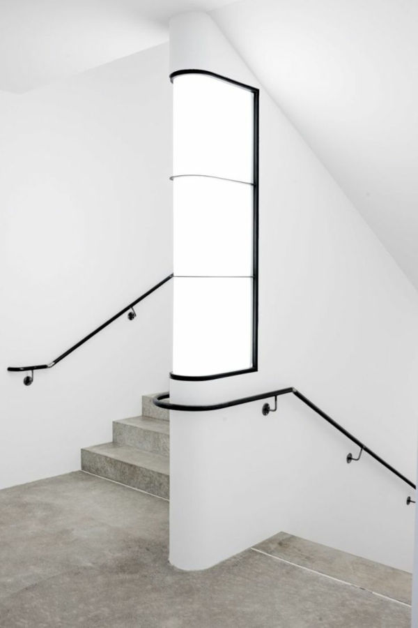 stopnice osvetlitev belo-lep model