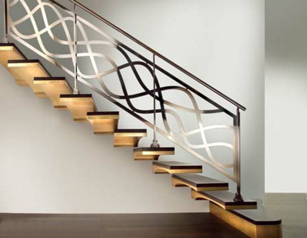 Escadas flutuantes com design maravilhoso
