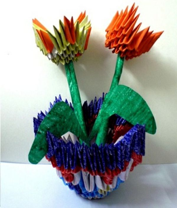 tulipano-armeggiare-idea molto originale - sfondo bianco