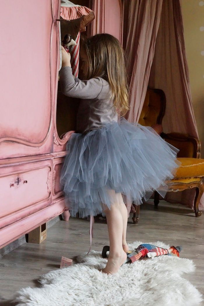purtând tricoul de balet la domiciliu atunci când face ca distracția cinderella inspirație gri tutu prințesă