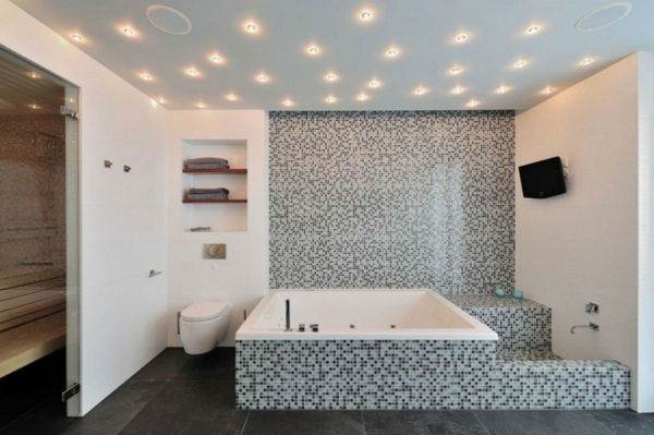 -ultra-pra-dizajn interiéru v kúpeľni stropné svietidlá