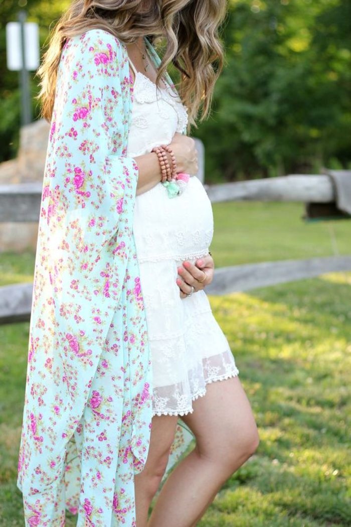 porodniško obleko v beli barvi, rdeč s cvetličnim vzorcem, poletna moda za prosti čas