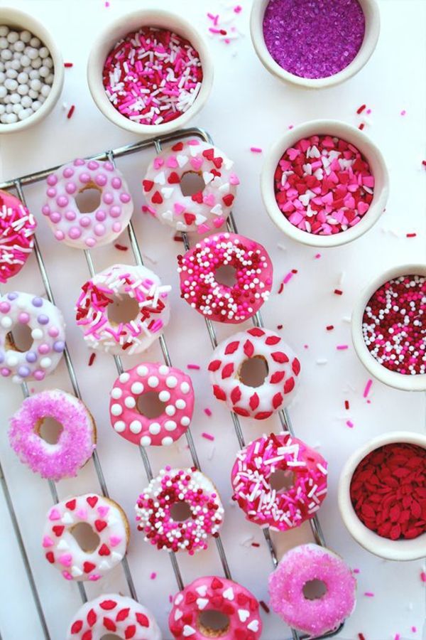 Valentinovo ideje-okusno sladkarije-v-roza