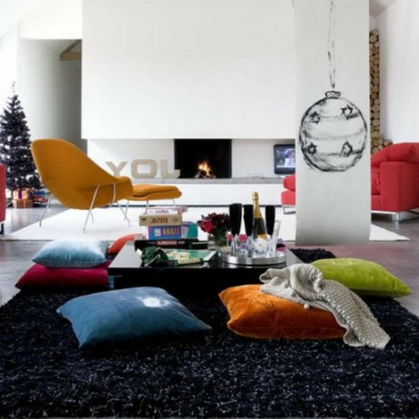 daug gražus išvaizdos orientuotas sėdynės pagalvėlės tamsus kilimas