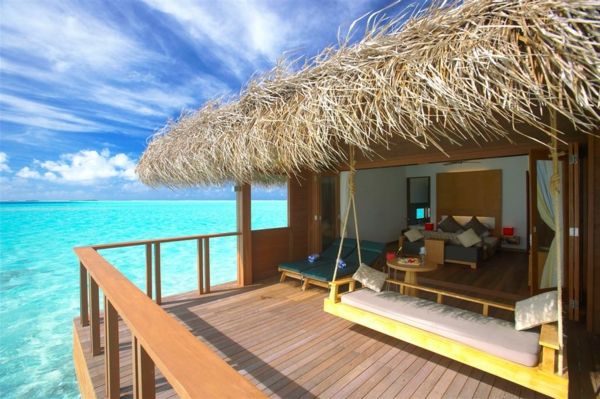 vila-v-vodi - potovanja-Maldivi-potovanja-Maldivi-počitnice-Maldivi-potovanja-Maldivi-počitnice-nasveti Praznik na Maldivih