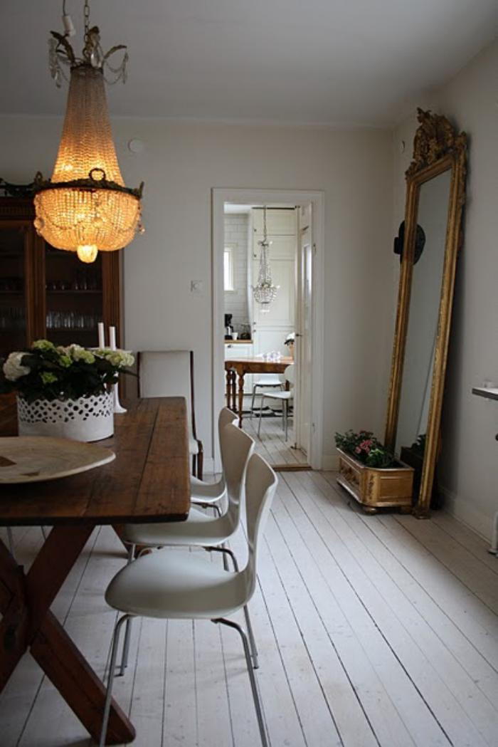 vintage jedáleň interiér-pra-starožitný luster