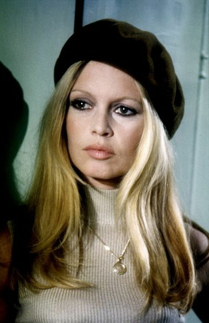 epocă model francez-cap-negru-retro-foto-Brigitte Bardot-
