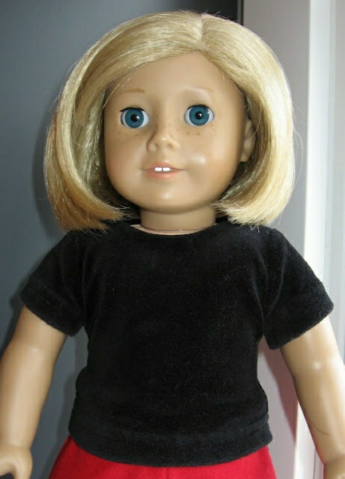 vintage bábika Blonde čierna blúzka Red Rock