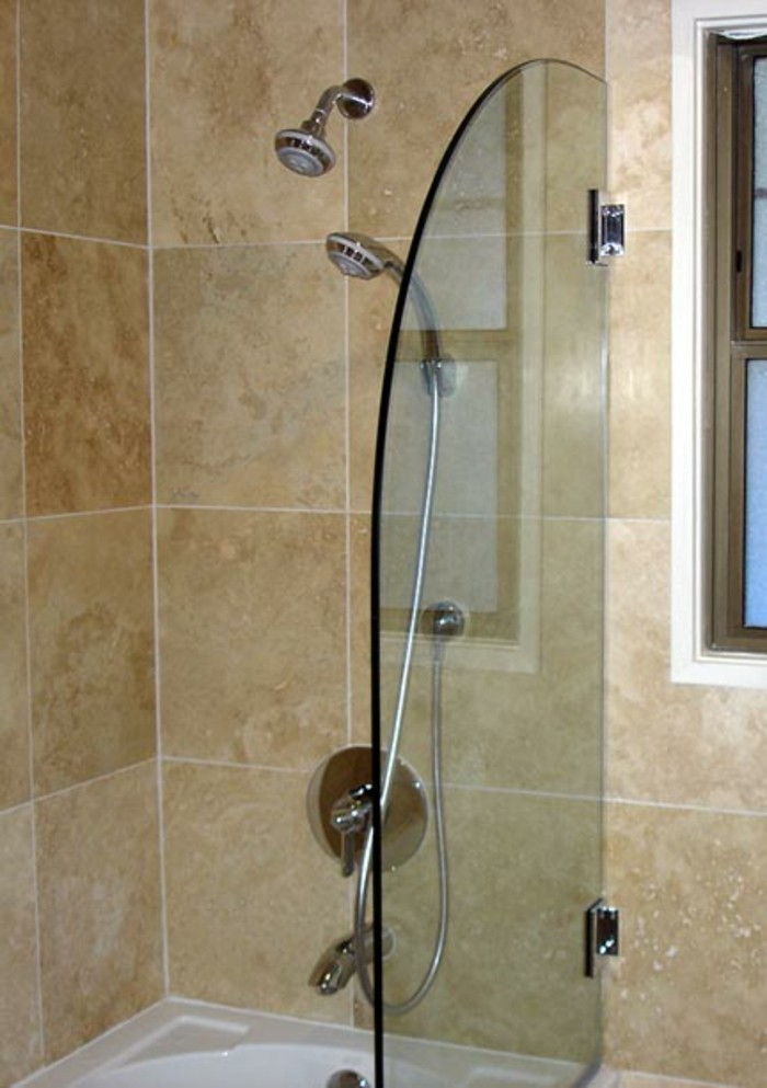 pé-no chuveiro em vidro-interessante-model-in-pequena casa de banho