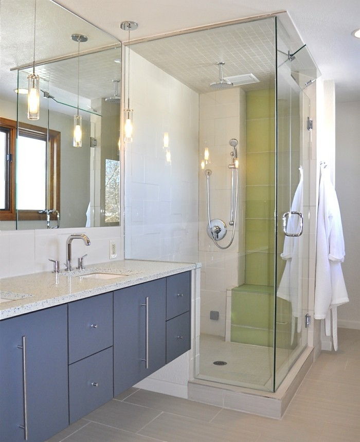 walk-in-shower-chuveiro dissipador feito de vidro-grande-design-pé-no-vidro-NEXT-