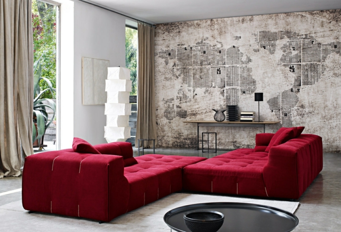 perete-vopsea-idei-cappuccino-perete și-canapea-in-the-culoarea roșie-