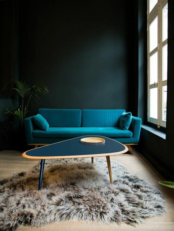 vägg färg-bensin elegant-soffa-in-blue-unik design