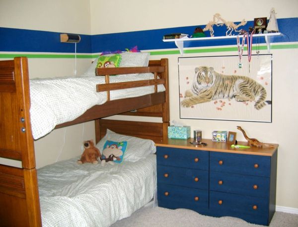 muurkleuren-voor-kinderkamer-lijnen-blauwgroen-afbeelding van een tijger