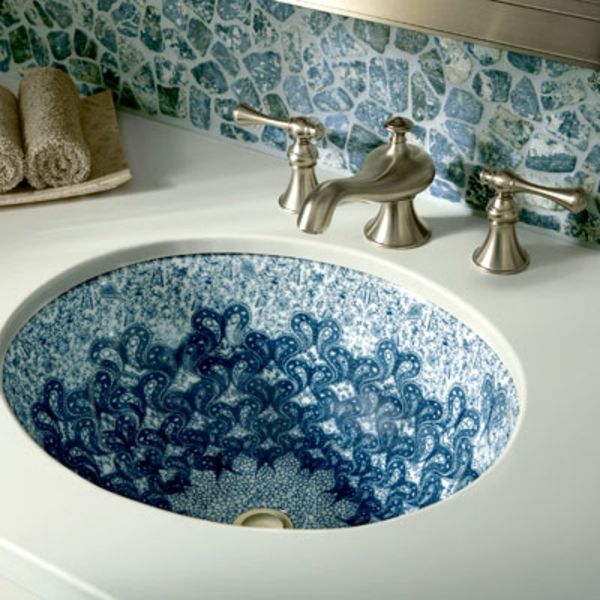 umývadlo v modrej mozaike-dlaždice-super pekná kúpeľňa