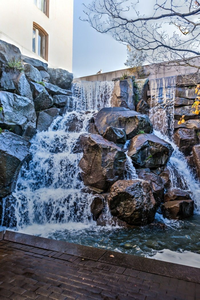 bygge i-hagen-fantastisk-foss-i-hagen-waterfall-
