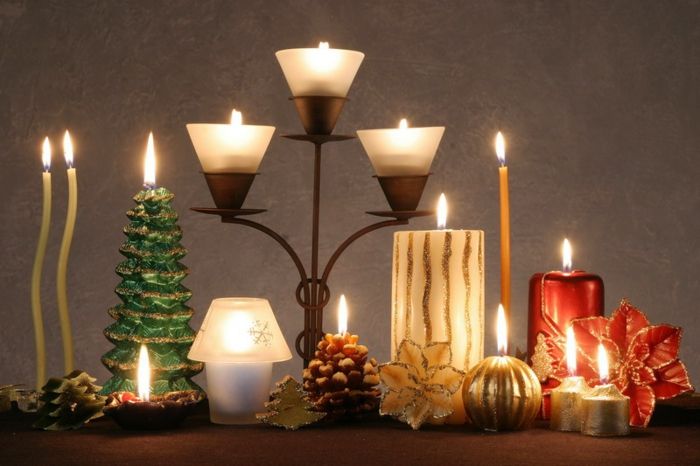 weihnachtsdeko-okrasitev ideje namizni okras svečo različne velikosti